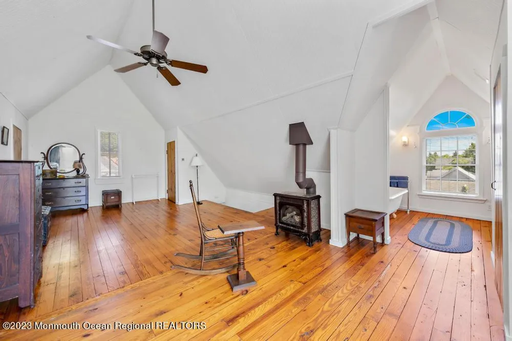 388 S Green Street Tuckerton, NJ 08087