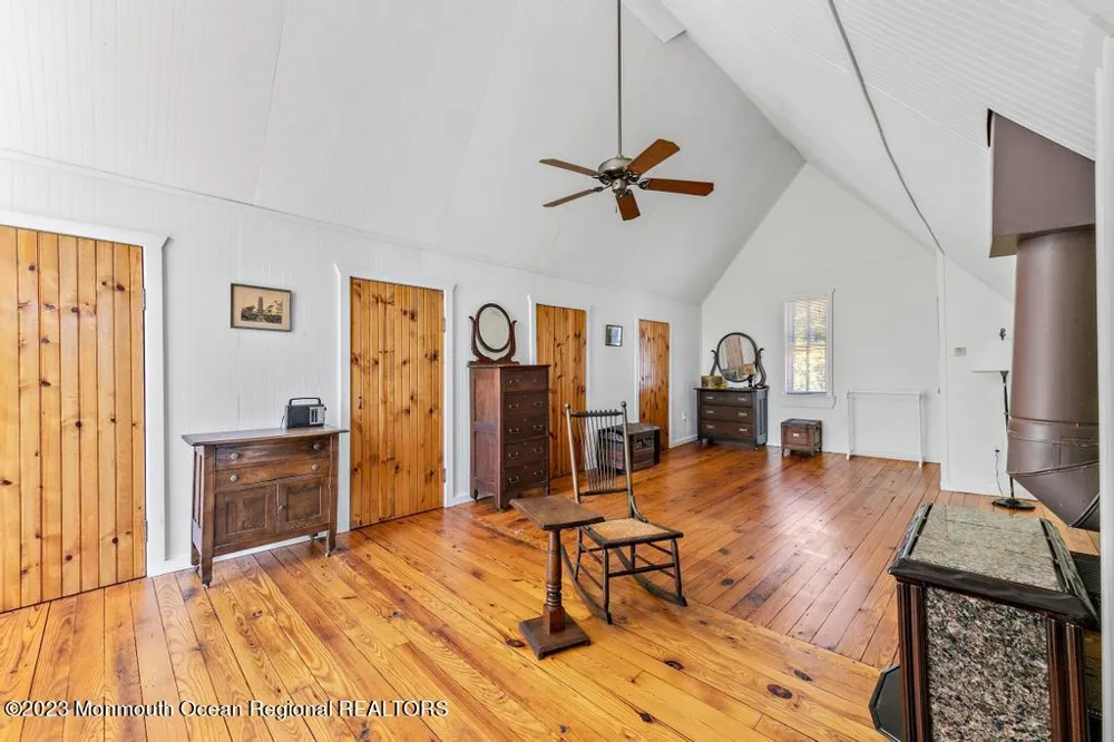 388 S Green Street Tuckerton, NJ 08087