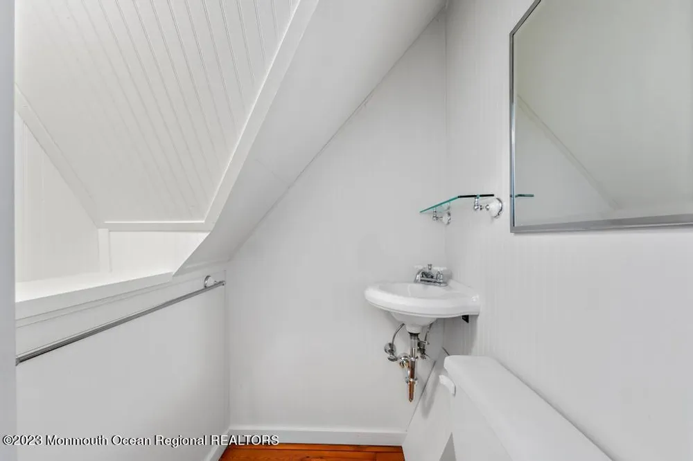 388 S Green Street Tuckerton, NJ 08087