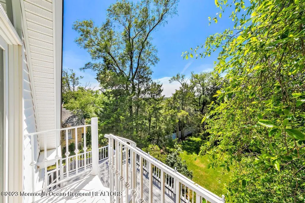 388 S Green Street Tuckerton, NJ 08087