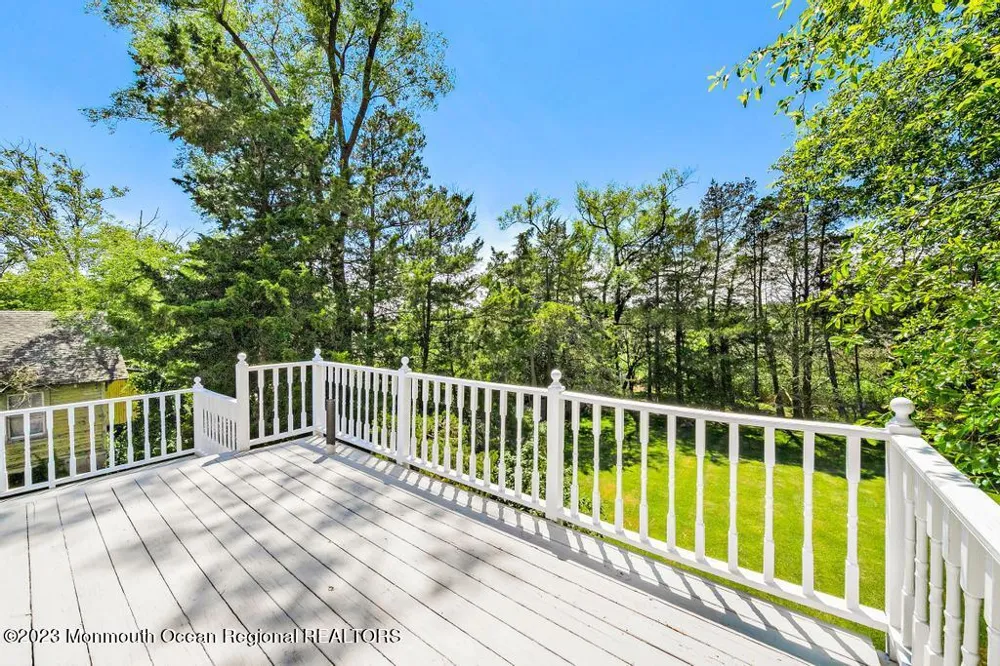 388 S Green Street Tuckerton, NJ 08087