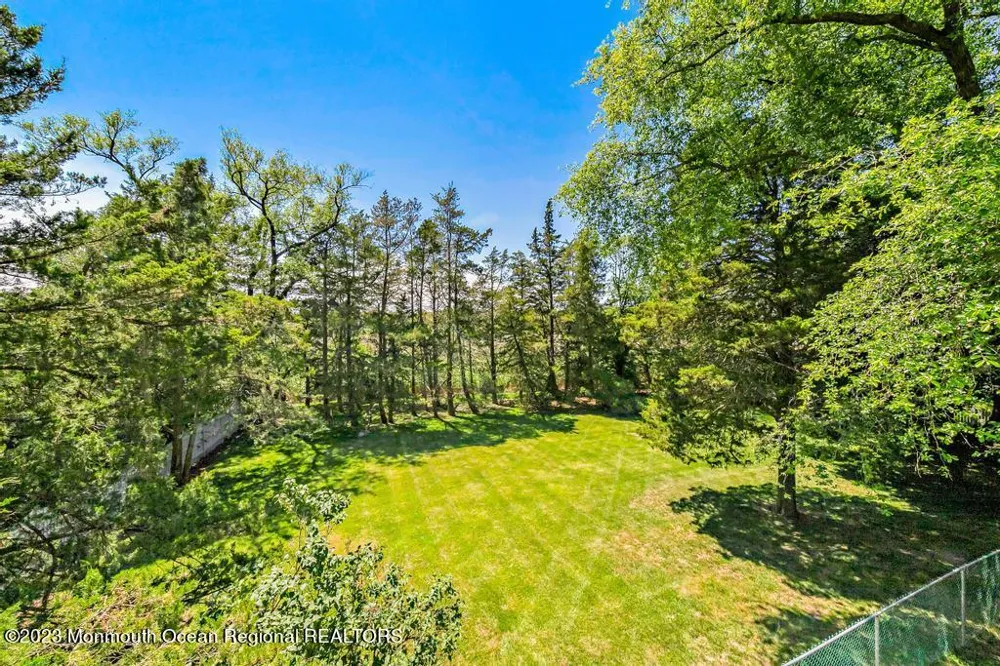 388 S Green Street Tuckerton, NJ 08087