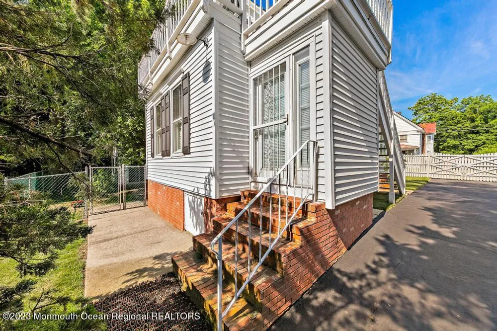 388 S Green Street Tuckerton, NJ 08087