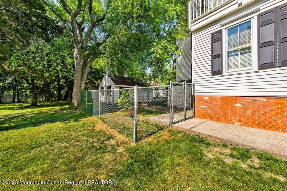 388 S Green Street Tuckerton, NJ 08087