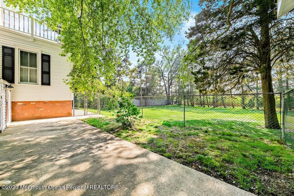 388 S Green Street Tuckerton, NJ 08087