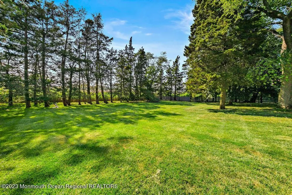 388 S Green Street Tuckerton, NJ 08087