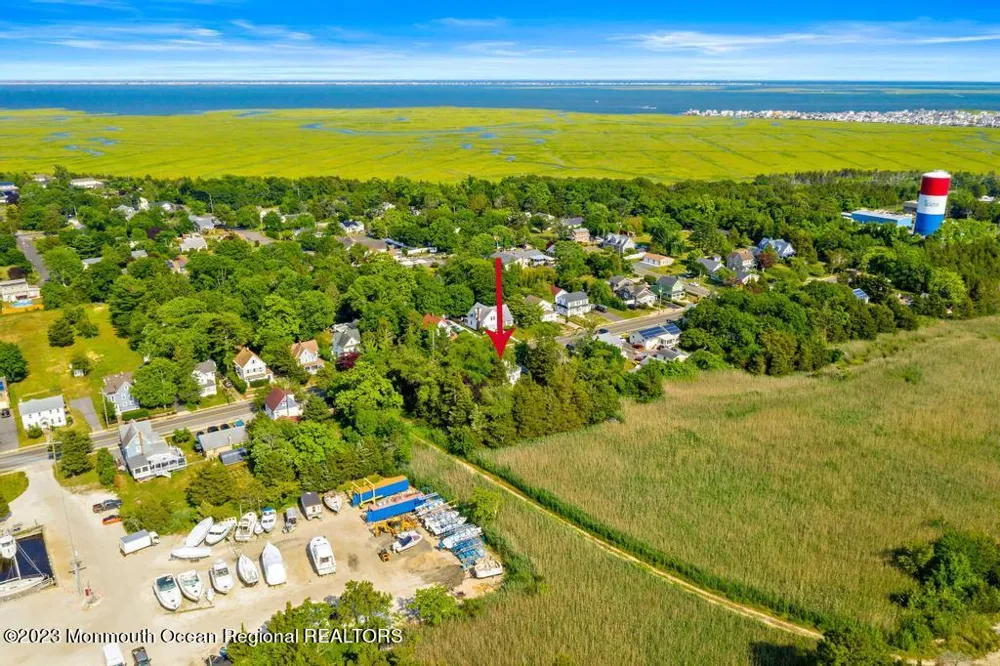 388 S Green Street Tuckerton, NJ 08087