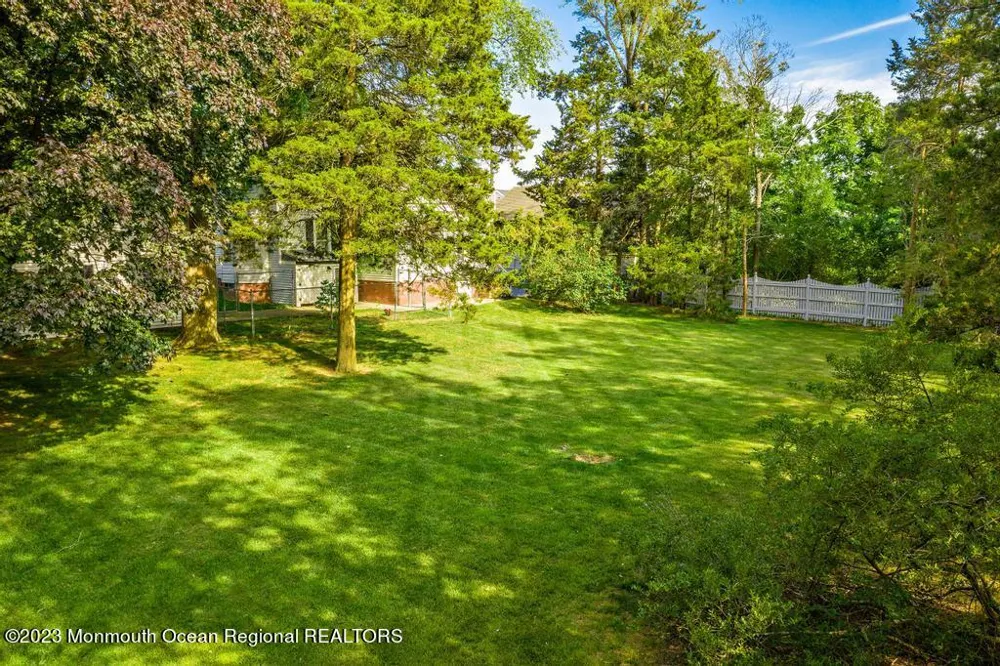 388 S Green Street Tuckerton, NJ 08087