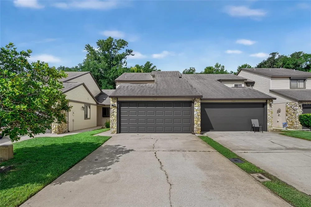 367 CASTLEWOOD LANE New Smyrna Beach, FL 32168
