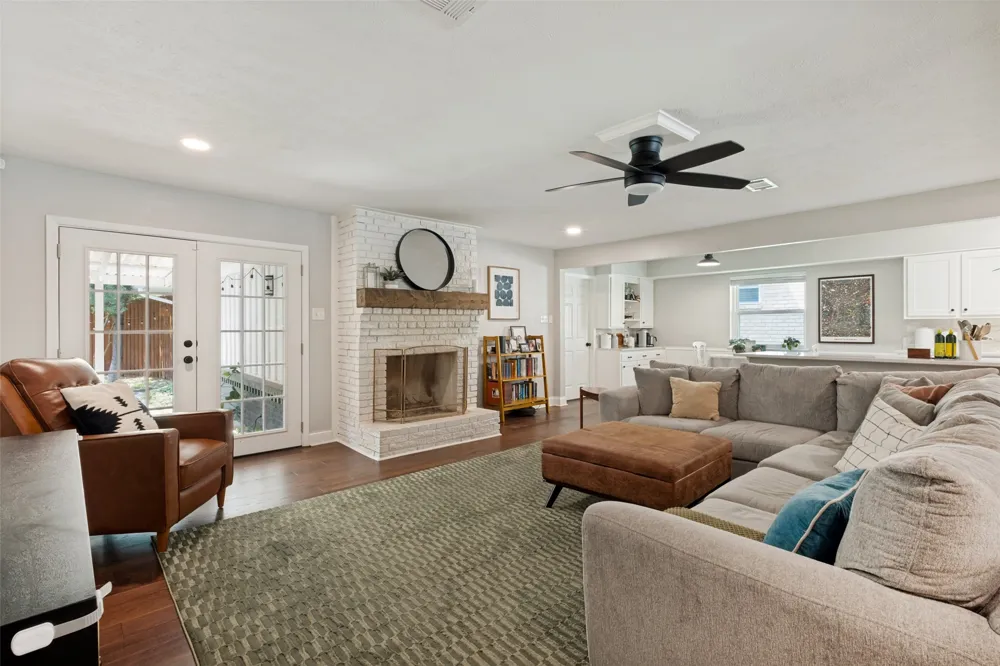 11925 Brookmeadow Lane Dallas, TX 75218
