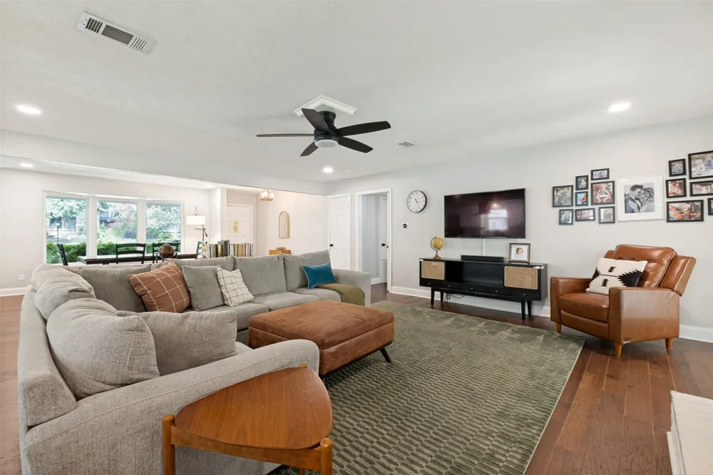 11925 Brookmeadow Lane Dallas, TX 75218