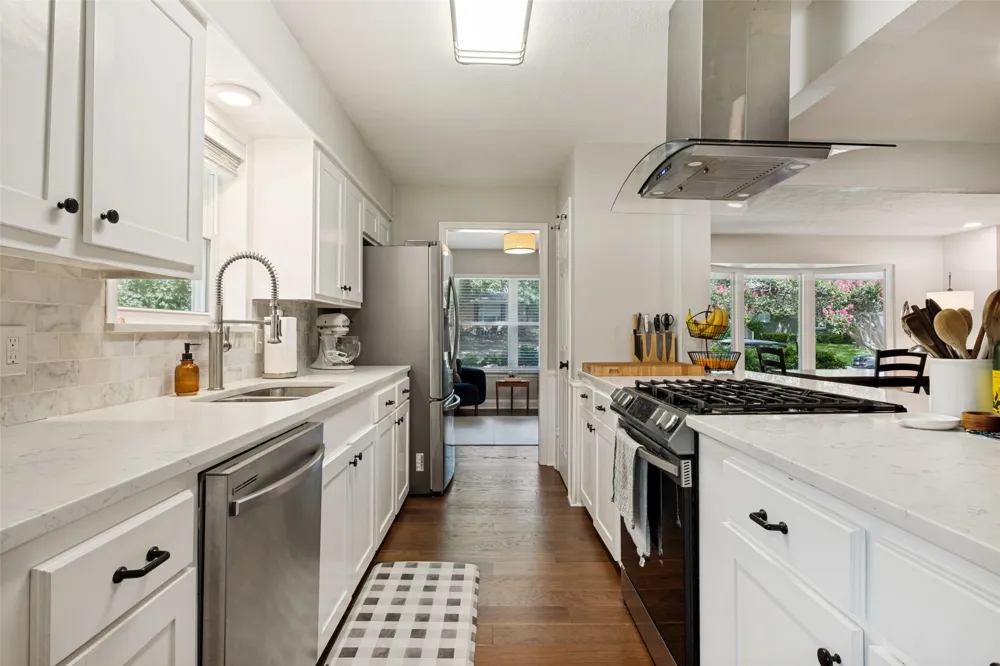 11925 Brookmeadow Lane Dallas, TX 75218