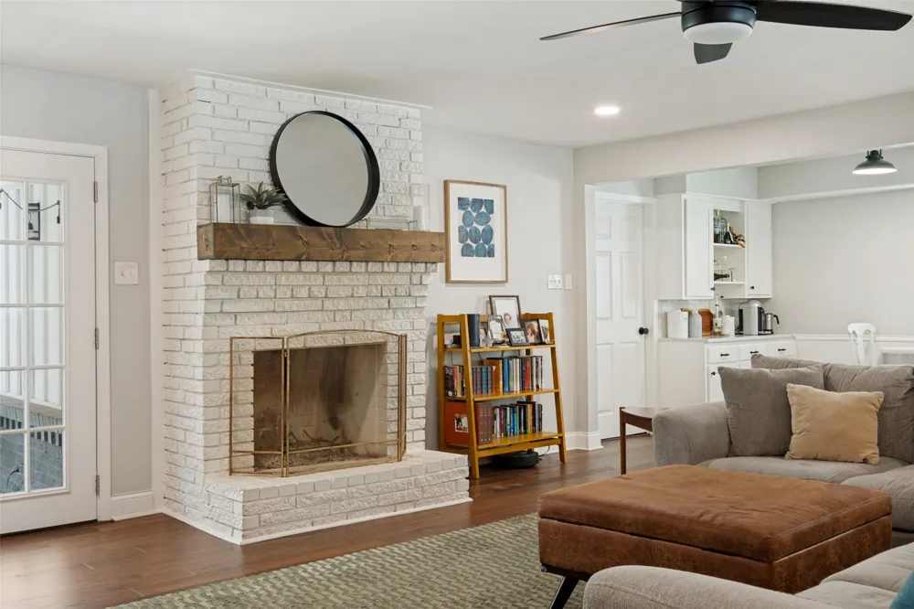 11925 Brookmeadow Lane Dallas, TX 75218
