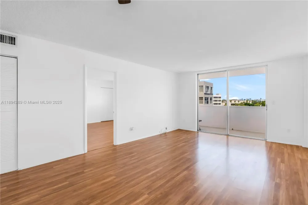 16400 NE 17th Ave #601 North Miami Beach, FL 33162
