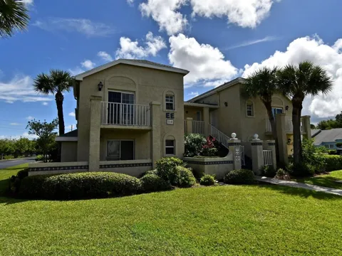 1650 SE Green Acres Circle #E201
