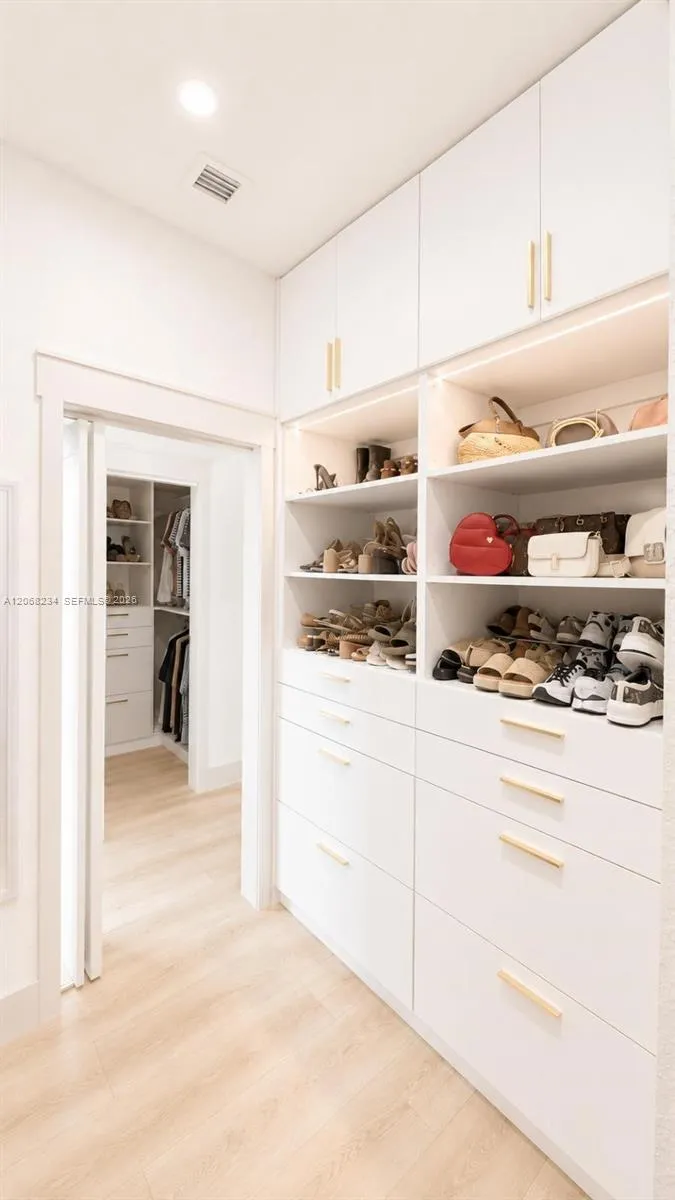 1820 SW 154th Ave Miami, FL 33185