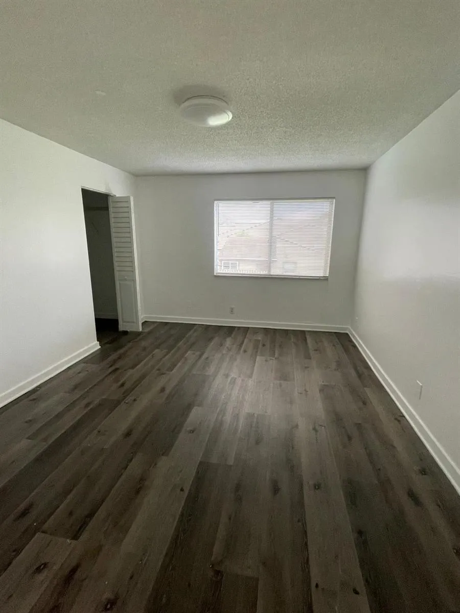 5702 NW 21ST STREET #32-B Lauderhill, FL 33313
