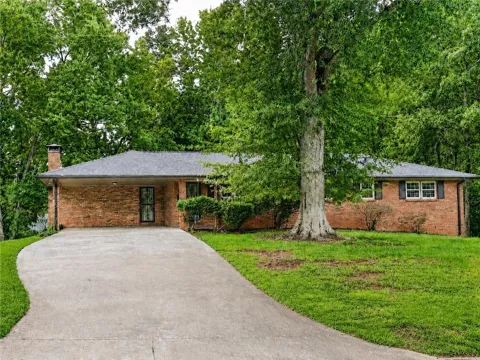 4840 Cowan Road