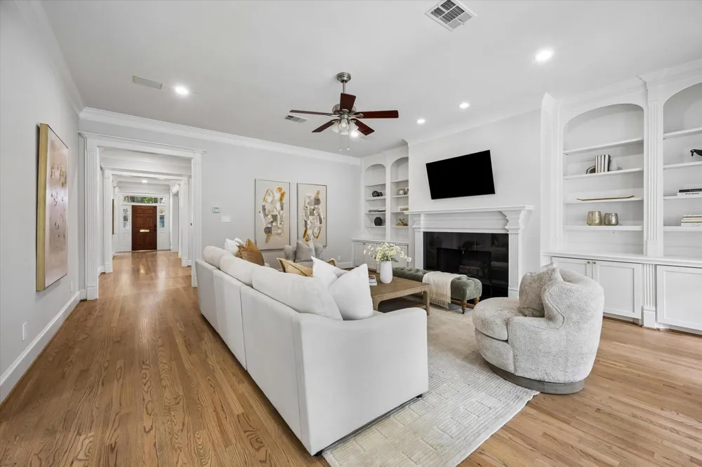 6635 Rutgers Avenue West University Place, TX 77005