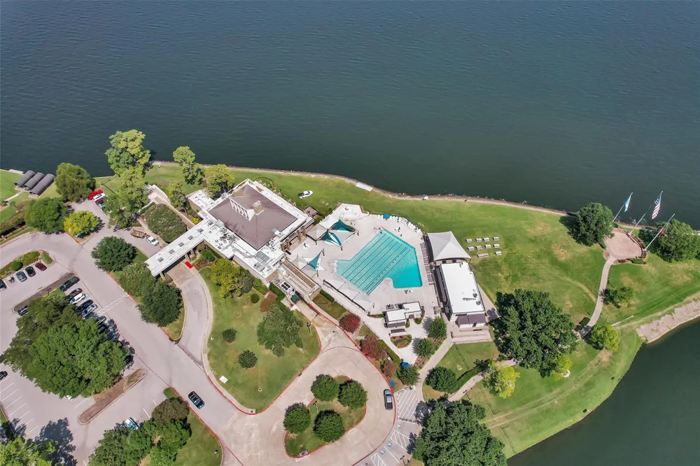 12500 Melville Drive 325c Montgomery, TX 77356