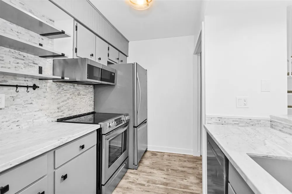 12500 Melville Drive 325c Montgomery, TX 77356