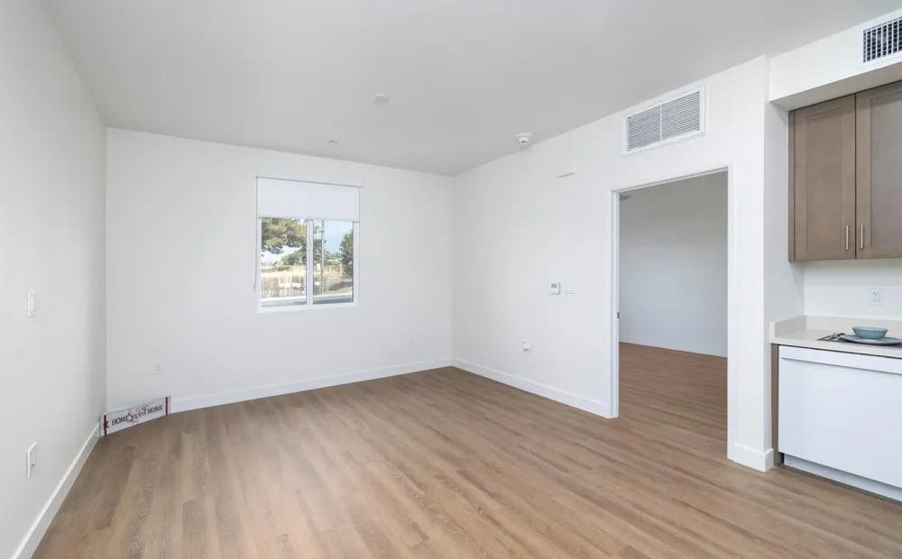4933 River Road Other, CA 92057