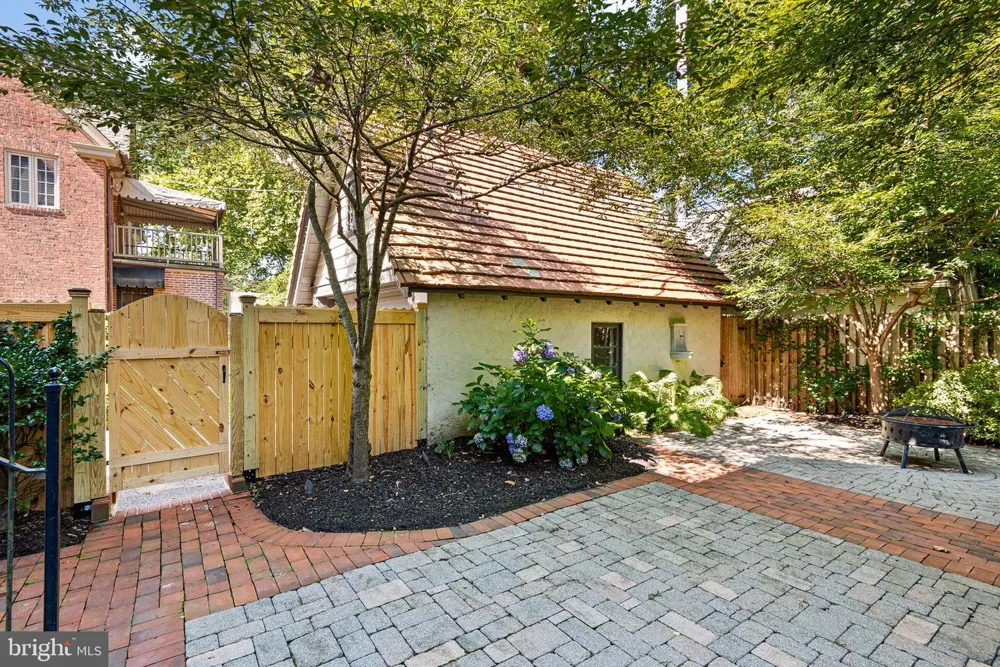 719 NOTTINGHAM ROAD Wilmington, DE 19805