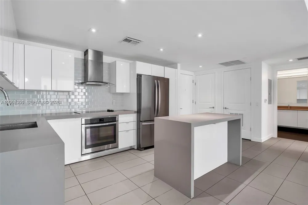 1600 NE 1st Ave #3119 Miami, FL 33132