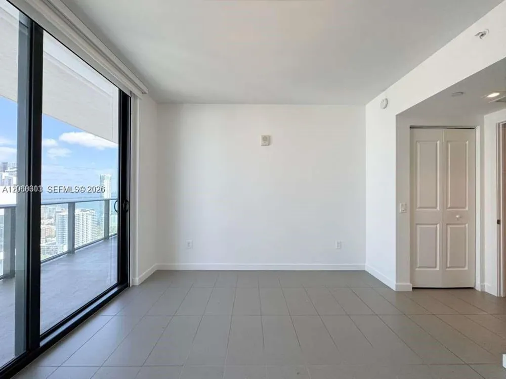 1600 NE 1st Ave #3119 Miami, FL 33132