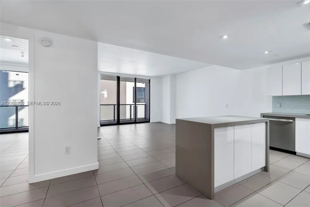 1600 NE 1st Ave #3119 Miami, FL 33132