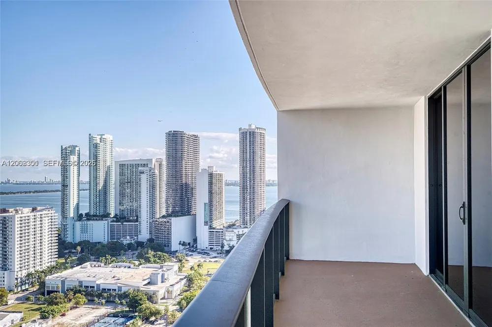 1600 NE 1st Ave #3119 Miami, FL 33132