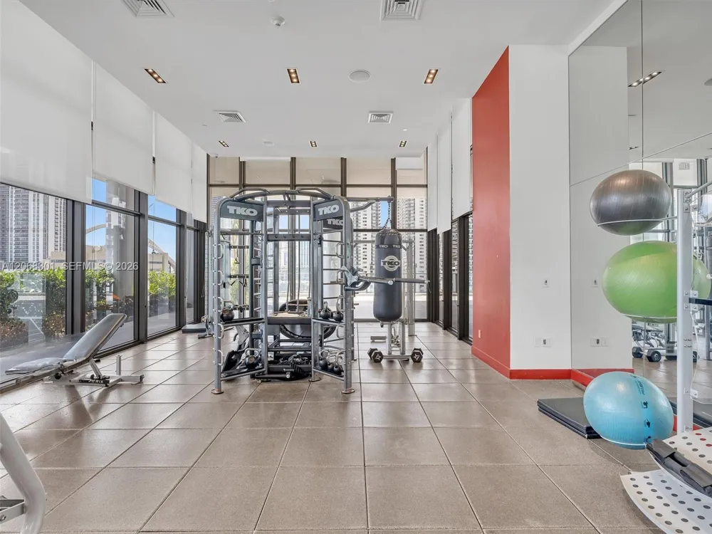 1600 NE 1st Ave #3119 Miami, FL 33132