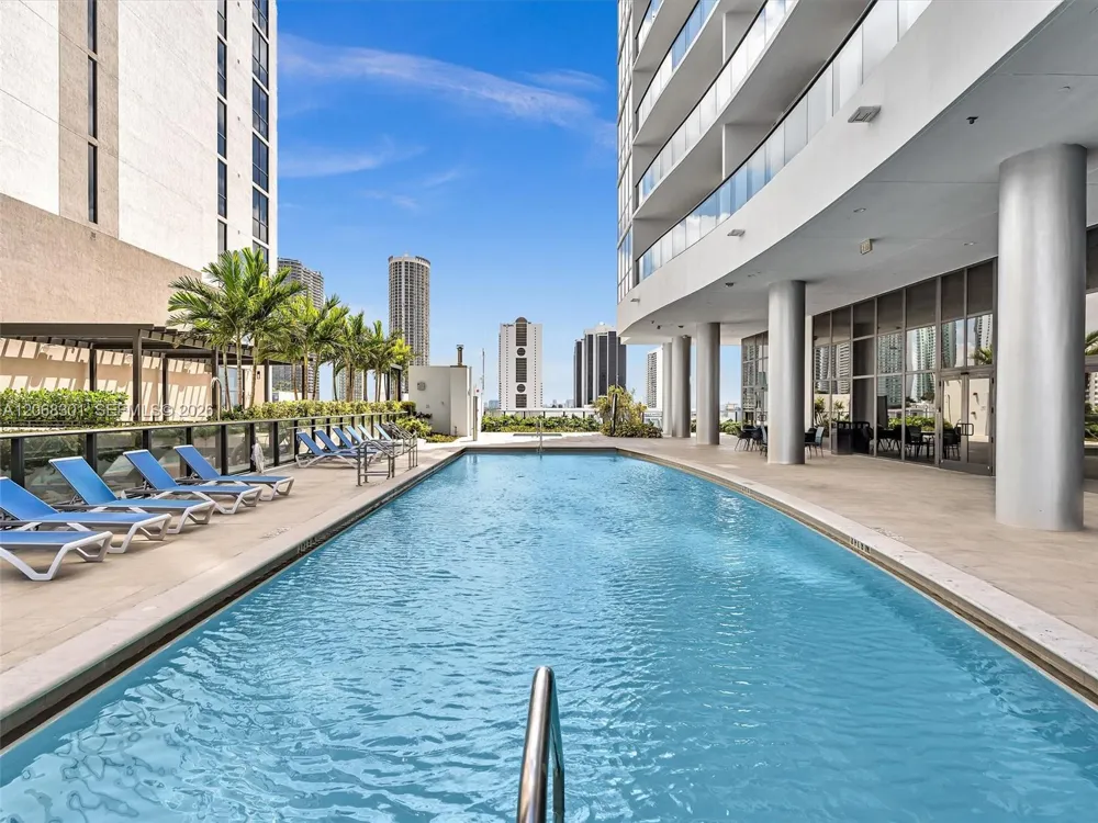 1600 NE 1st Ave #3119 Miami, FL 33132