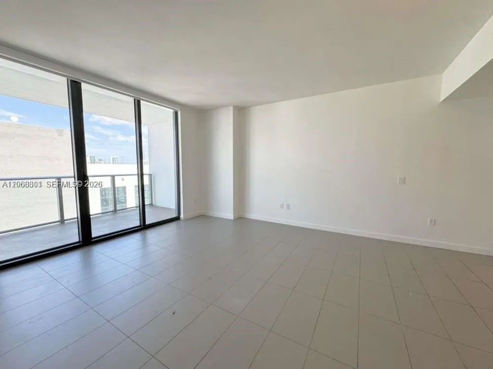 1600 NE 1st Ave #3119 Miami, FL 33132