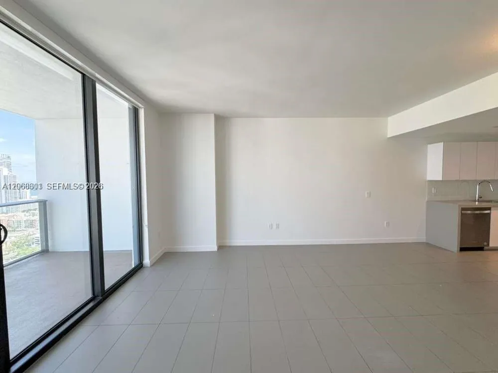1600 NE 1st Ave #3119 Miami, FL 33132