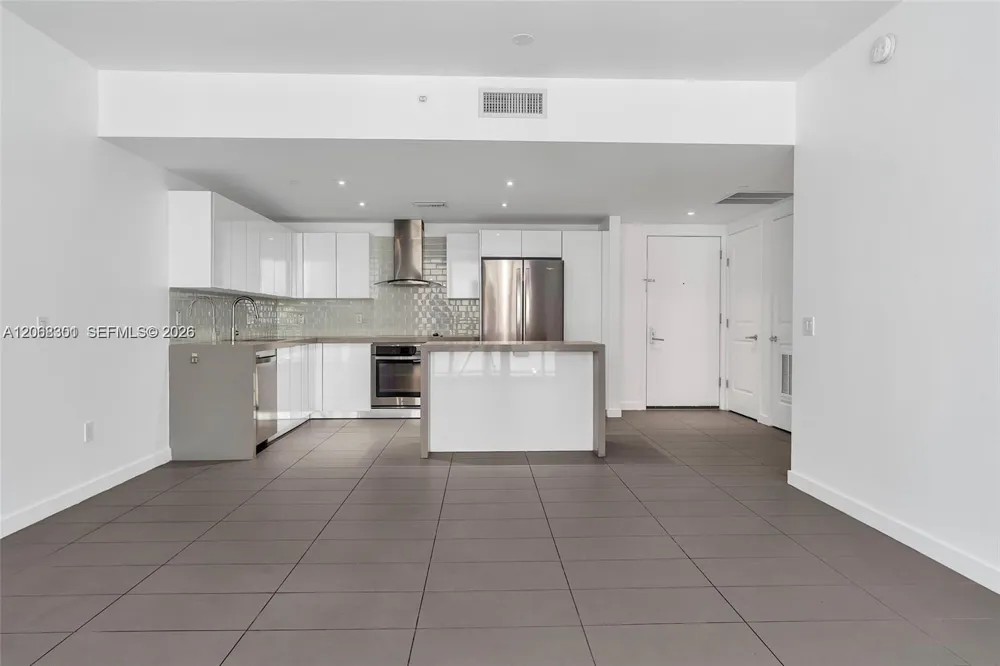 1600 NE 1st Ave #3119 Miami, FL 33132
