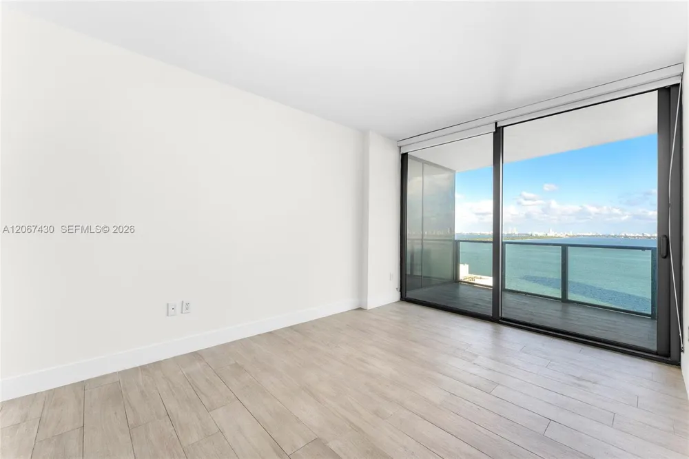 460 NE 28th St #1803 Miami, FL 33137