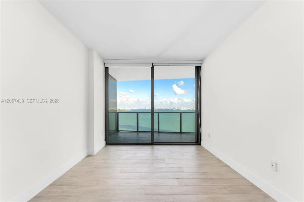460 NE 28th St #1803 Miami, FL 33137
