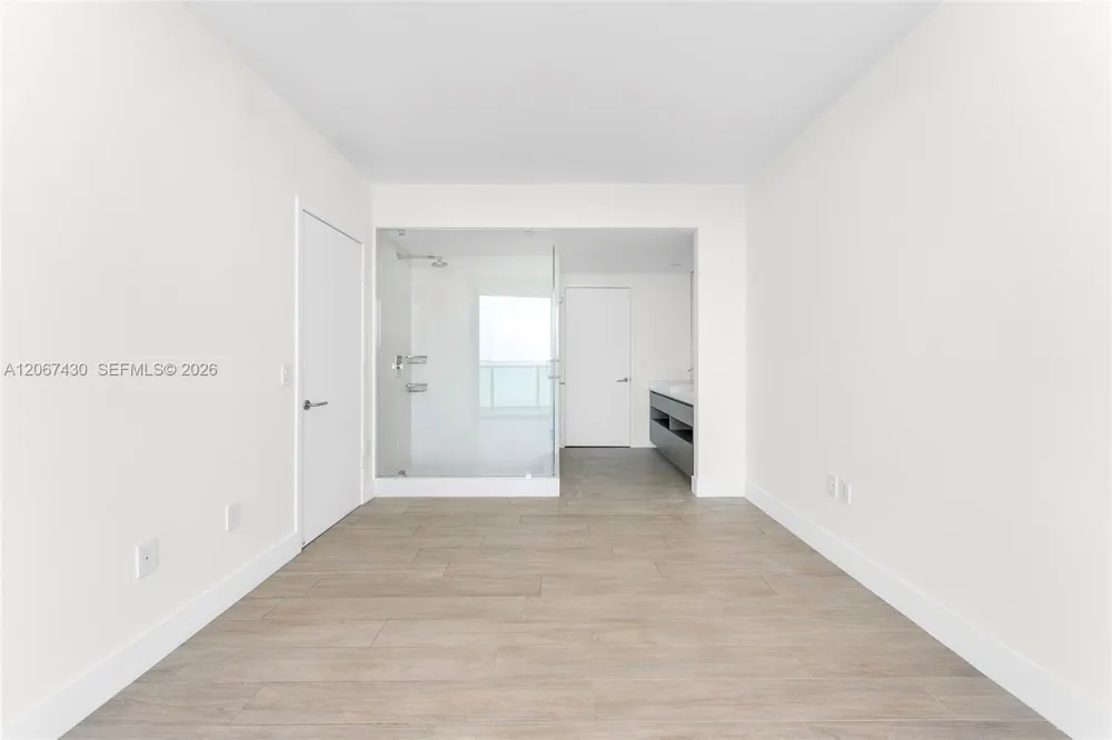 460 NE 28th St #1803 Miami, FL 33137