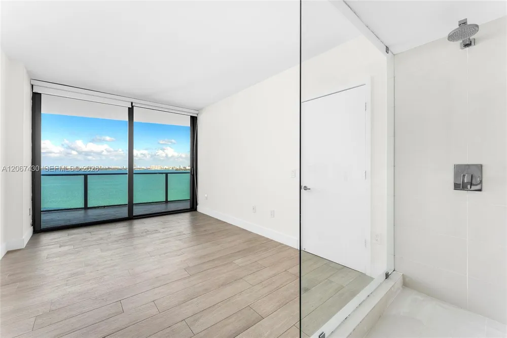 460 NE 28th St #1803 Miami, FL 33137