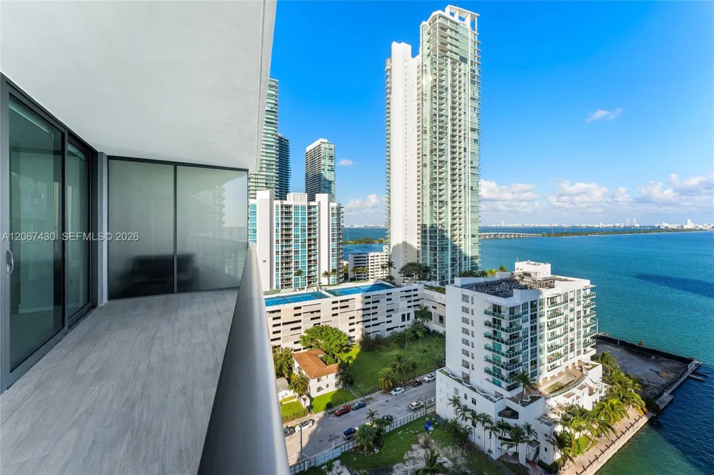 460 NE 28th St #1803 Miami, FL 33137