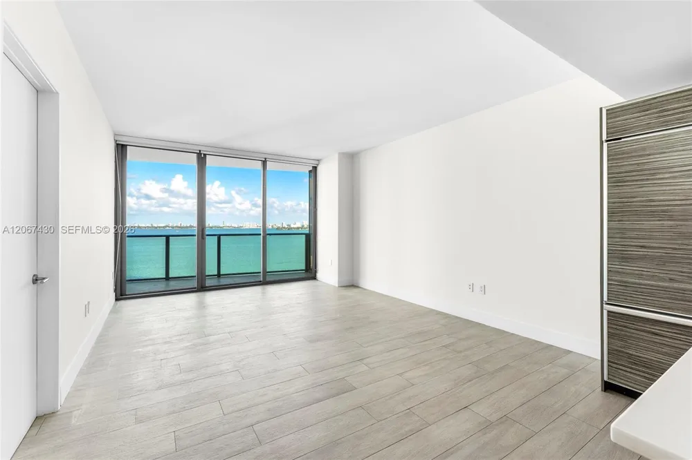 460 NE 28th St #1803 Miami, FL 33137