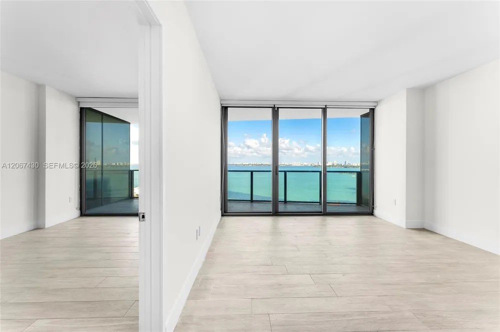 460 NE 28th St #1803 Miami, FL 33137