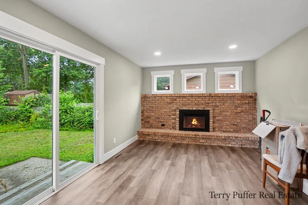 1107 Lancelot Drive Laketon Township, MI 49445