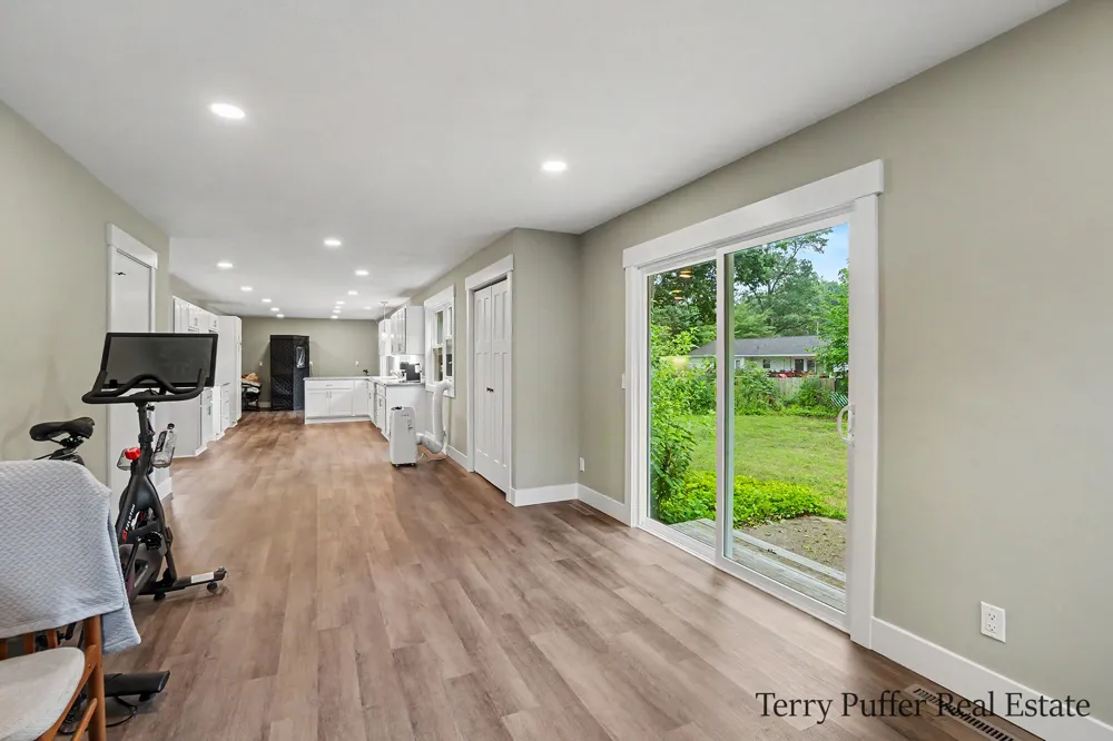 1107 Lancelot Drive Laketon Township, MI 49445
