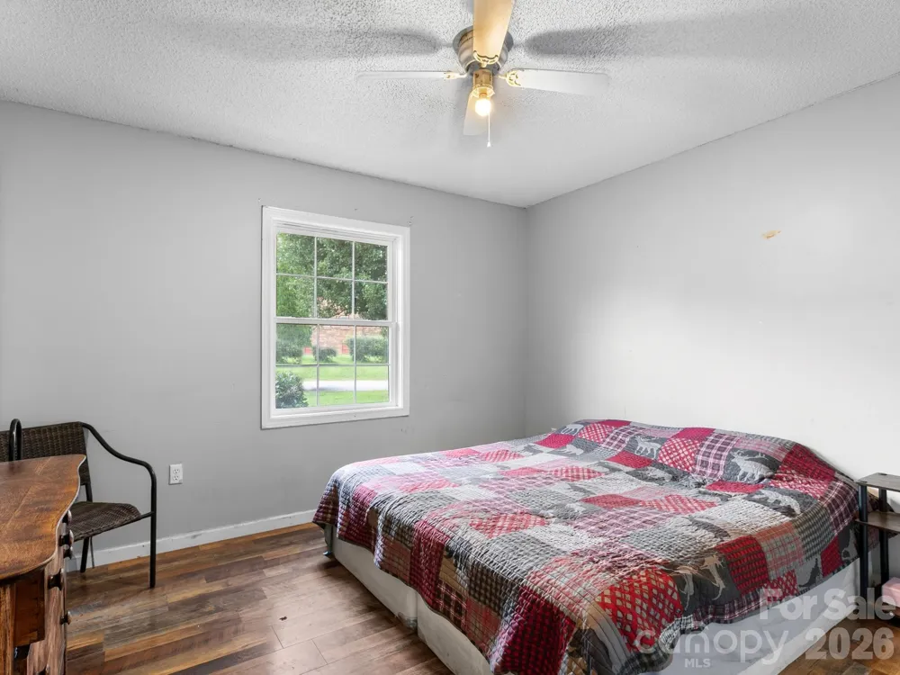 11 Cathy Court Hendersonville, NC 28792
