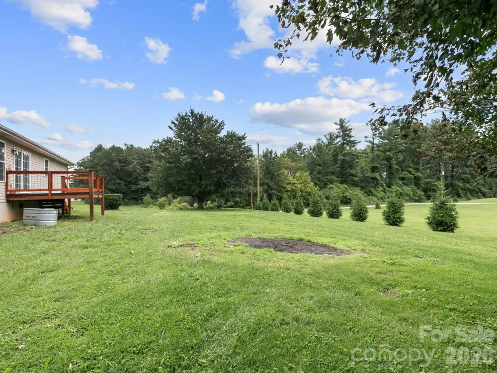 11 Cathy Court Hendersonville, NC 28792