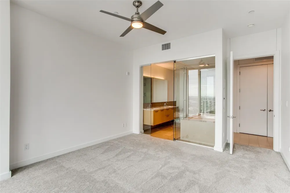2900 McKinnon Street #2404 Dallas, TX 75201
