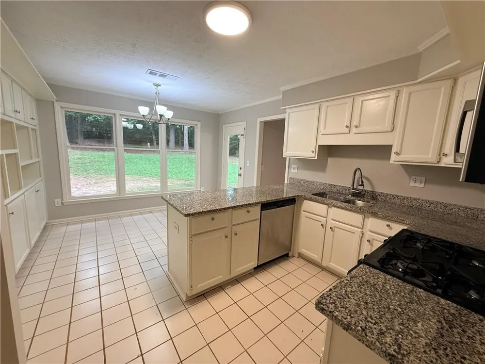 150 Ocee View Court Johns Creek, GA 30022