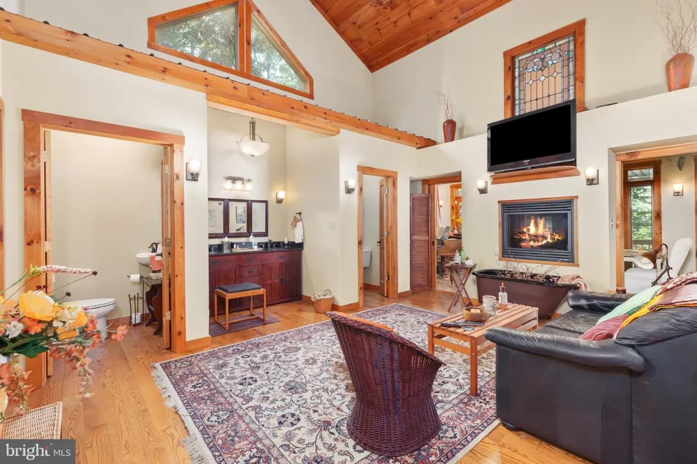 537 LOWER FLATS DRIVE Yellow Spring, WV 26865